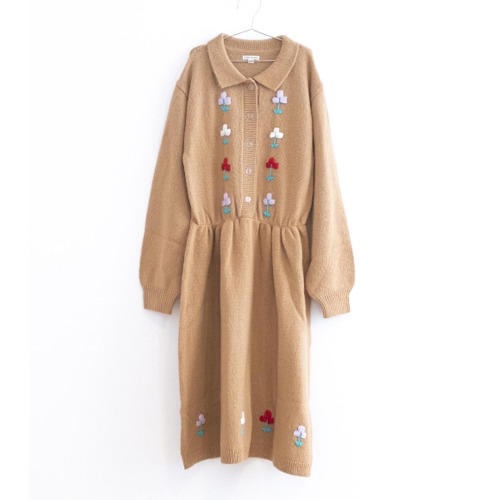 [fish&amp;kids] CAMEL DRESS WITH EMBROIDERED FLOWERS AND BUTTONS - ADULT